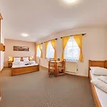 Wellness Bouda Mala Upa Konukevi